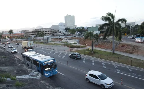 
          Imagem ilustrativa da imagem Obras de viadutos e mergulhão de Cariacica entram em nova fase
          