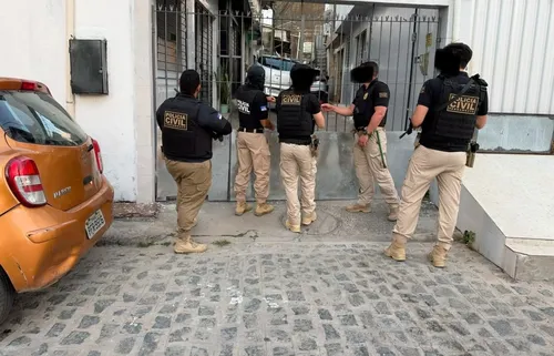 
          Imagem ilustrativa da imagem Polícia Civil desarticula esquema de tráfico e bloqueia R$ 10 milhões em bens em PE
          