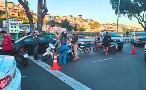 
          Imagem ilustrativa da imagem Polícia registra 95 flagrantes de ultrapassagem proibida em rodovias no ES
          