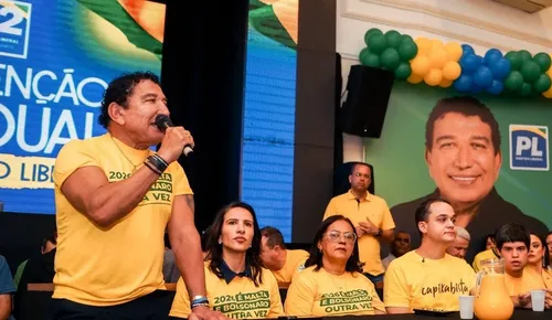 
          Imagem ilustrativa da imagem Qual será o custo do apoio de Flávio Bolsonaro a Pazolini?
          