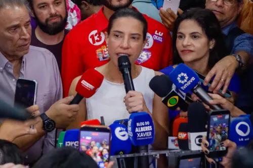 
          Imagem ilustrativa da imagem Raquel Lyra se mantém neutra sobre apoio a Lula ou Flávio Bolsonaro no 2º turno
          