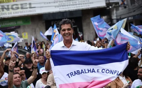 
          Imagem ilustrativa da imagem "Respeito a decisão das urnas", afirma Ricardo Ferraço após derrota para Pazolini
          