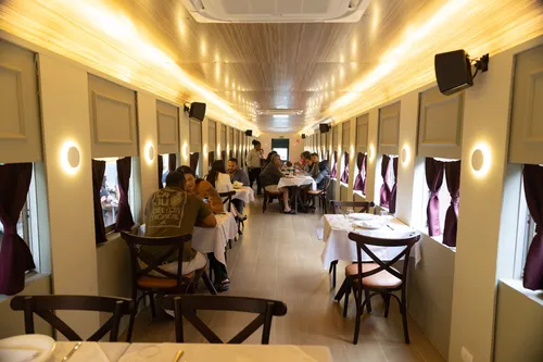 
          Imagem ilustrativa da imagem Restaurante em estação de trem une história e turismo
          