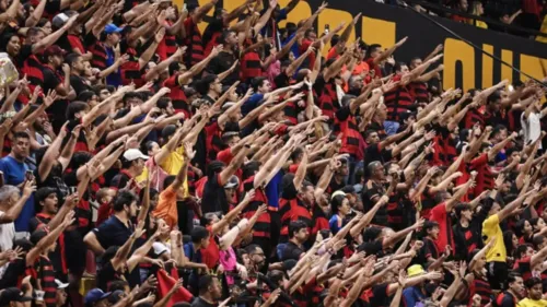 
          Imagem ilustrativa da imagem STJD reduz pena e Sport inicia cumprimento de punição contra o Criciúma
          