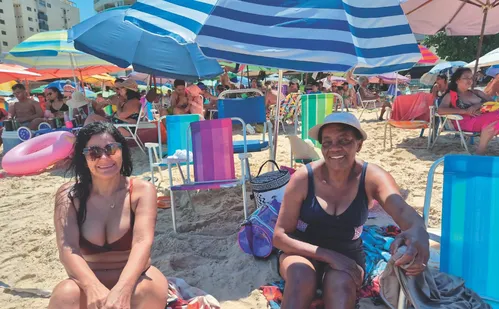 
          Imagem ilustrativa da imagem Semana do Saco Cheio: turistas lotam praias e hotéis em Guarapari
          