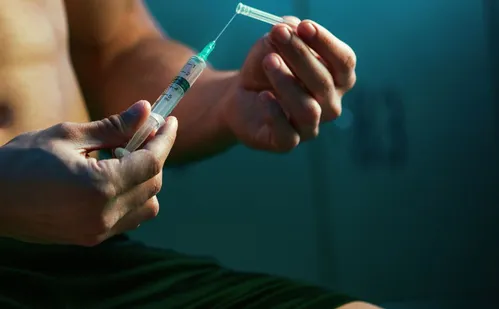 
          Imagem ilustrativa da imagem 'Tive medo de não poder ter filhos', diz homem após uso prolongado de testosterona
          