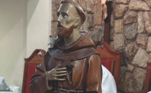 
          Imagem ilustrativa da imagem Tríduo e Festa de São Francisco de Assis em Jardim Camburi
          