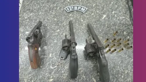 
          Imagem ilustrativa da imagem Troca de tiros e perseguição no Recife termina com 4 presos e armas apreendidas
          