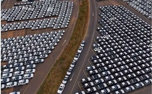
          Imagem ilustrativa da imagem Venda de veículos novos no ES em 2026 é a maior da história
          
