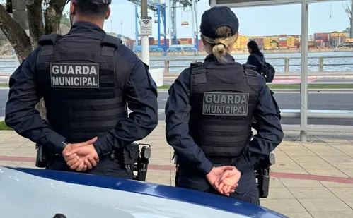 
          Imagem ilustrativa da imagem Vitória registra menor número de roubos e furtos em comércios desde 2018
          