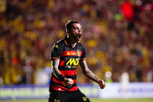 Imagem ilustrativa da imagem Barletta brilha, Sport vence o Criciúma e segue vivo na luta pelo G6 da Série B