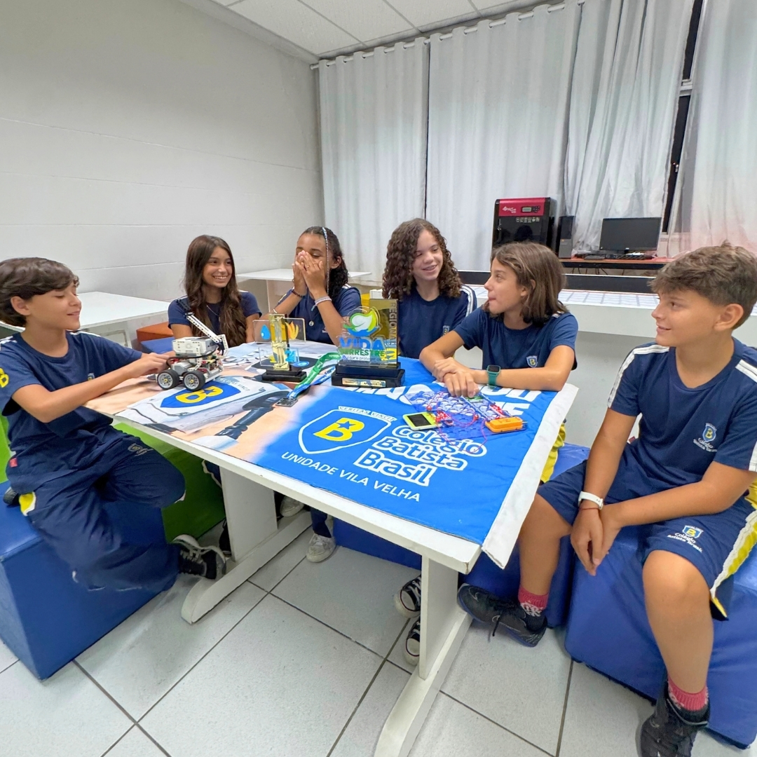 Alunos: instituição atende desde a educação infantil até o ensino médio