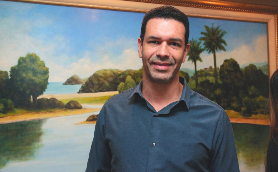 Kleber Alves, especialista em gestão, negócios e des. organizacional