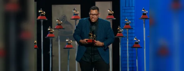 Imagem ilustrativa da imagem Cantor de Cachoeiro, Anderson Freire vence Grammy Latino pela segunda vez