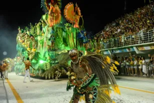 Imagem ilustrativa da imagem Carnaval de Vitória: cinco escolas do Grupo B desfilam nesta quinta