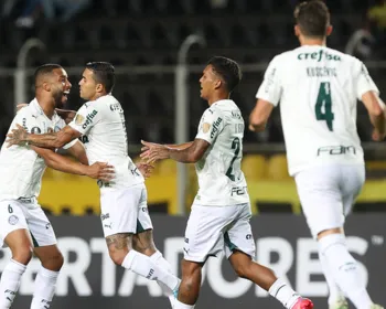 Imagem ilustrativa da imagem Palmeiras goleia Táchira com dois de Navarro em estreia na Libertadores
