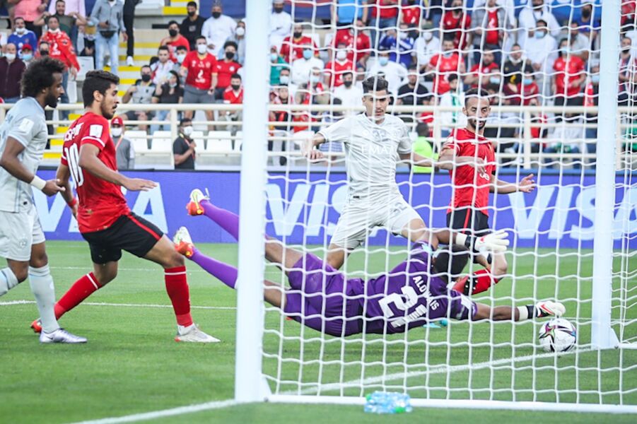 Al Ahly aproveita expulsões do Al Hilal e fica em 3º no Mundial