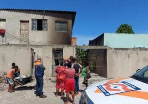 Imagem ilustrativa da imagem Família perde tudo durante incêndio em Vila Velha