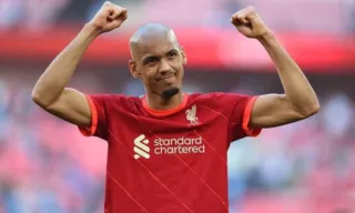 Imagem ilustrativa da imagem Fabinho se despede do Liverpool após cinco anos e é oficializado no Al-Ittihad