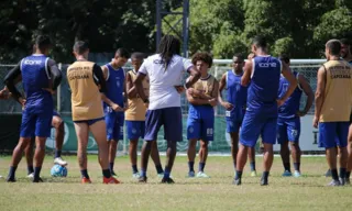 Imagem ilustrativa da imagem Final fora de hora para o Alvianil