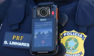 Imagem ilustrativa da imagem Policiais rodoviários federais usarão câmeras a partir de 2024