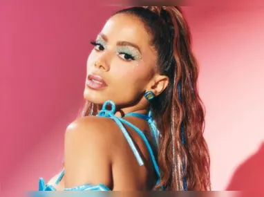 Imagem ilustrativa da imagem Anitta exibe detalhes de tratamento estético com o próprio sangue