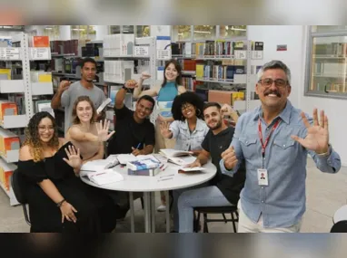 "Sempre fui dedicada nos estudos, tanto na época da escola quanto durante a  faculdade. Sempre tirei boas notas, justamente porque queria me destacar no futuro"