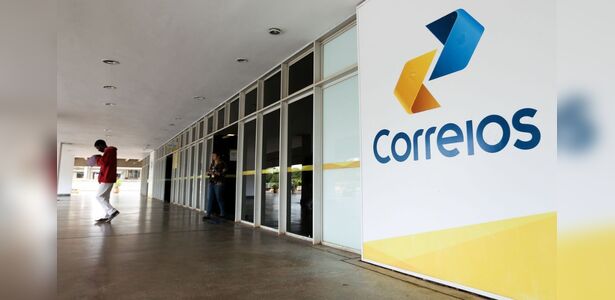 Encomenda com lança-perfume explode e fere funcionários dos Correios ...