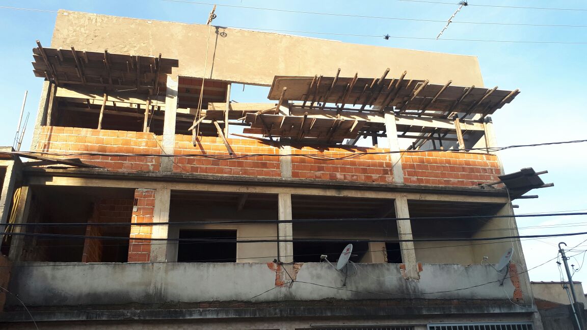 O acidente aconteceu por volta das 16 horas desta segunda-feira (15). Foto: Vinícius Rangel