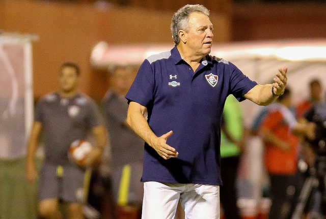 Abel Braga quer a equipe concentrada durante os 90 minutos para conseguir a classificação. Foto: Lucas Merçon/Fluminense