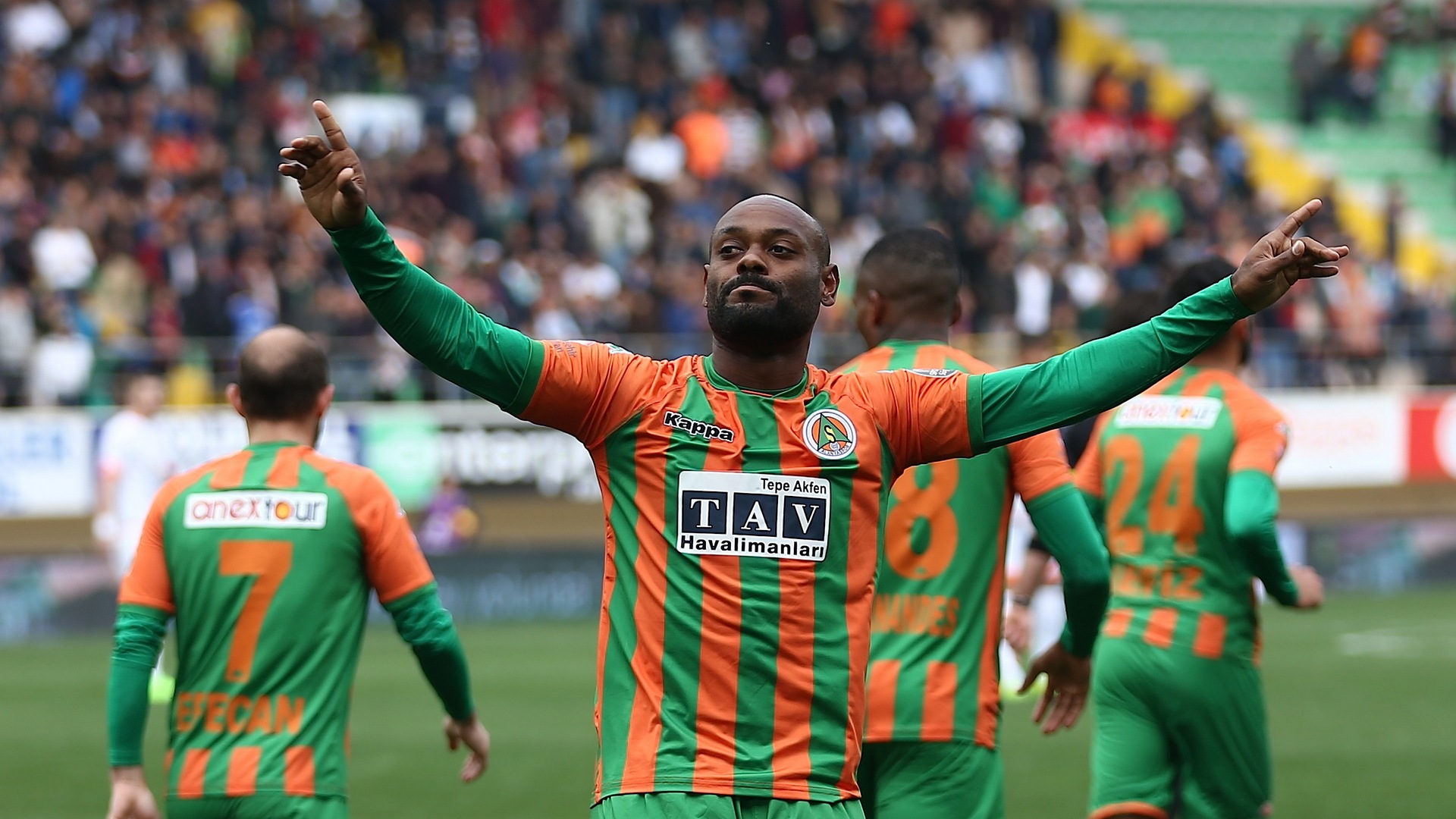 Vágner Love atualmente joga pelo Alanyaspor, da Turquia, e teve duas passagem de sucesso pelo Flamengo. Foto: Divulgação