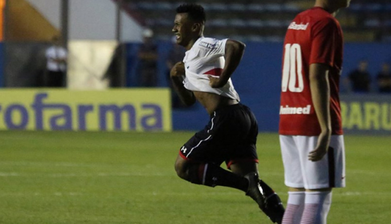 Luan marcou o gol de empate para o São Paulo na noite de segunda. Foto: Divulgação/SPFC