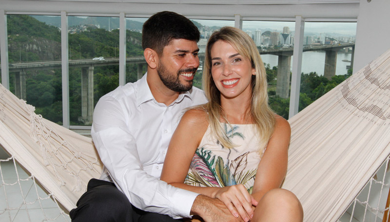 A psicóloga Gabriela Conholato, 31, e o advogado Rodrigo Conholato, 35, respeitam as diferenças. Foto: Kadidja Fernandes/AT