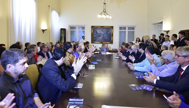 Assinatura das leis aconteceu no Palácio Anchieta. Foto: Leonardo Duarte/ Secom-ES