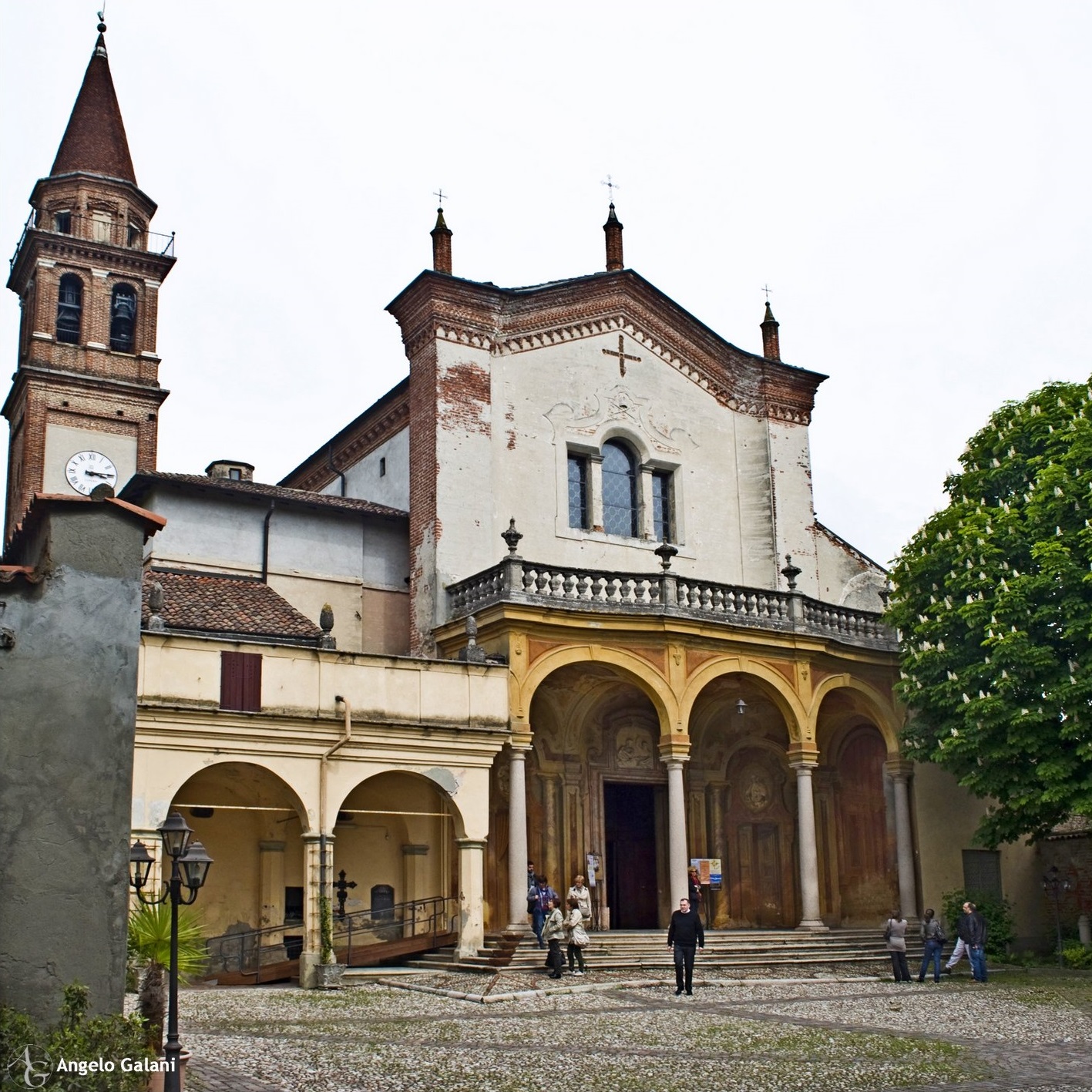 Igreja da cidade de Ospedaletto Lodigiano. Esquema de corrupção envolvia casal de brasileiros e funcionários da prefeitura