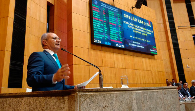 Governador ressaltou crescimento do Estado em meio a crise econômica do país. Foto: Antônio Moreira/AT