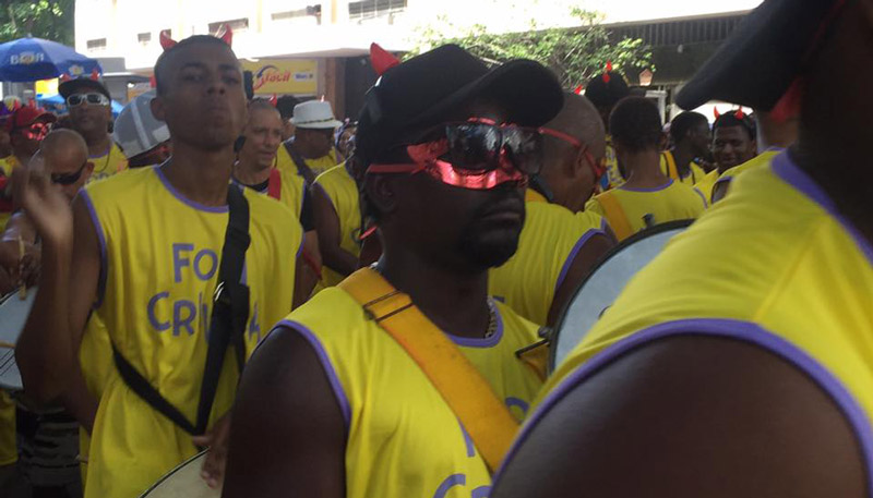 Bloco desfilou com camisa escrita "Fora Crivella". Foto: Facebook