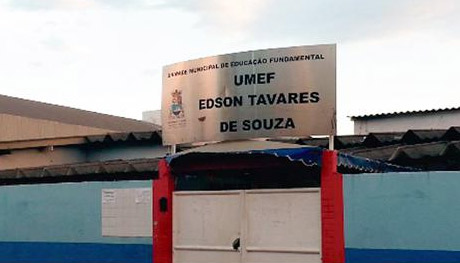 Frente da UMEF Edson Tavares de Souza. Foto: Claudiano Gomes/PMVV