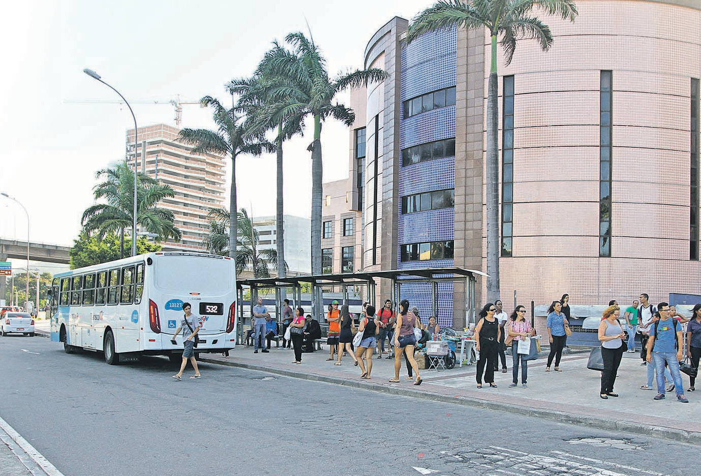 Avenida Américo Buaiz. Foto: Dayana Souza