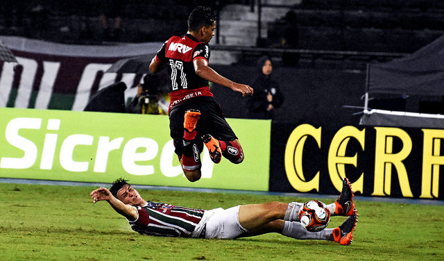 Flu "competiu" por cada metro de gramado. Foto: Lucas Merçon/Fluminense