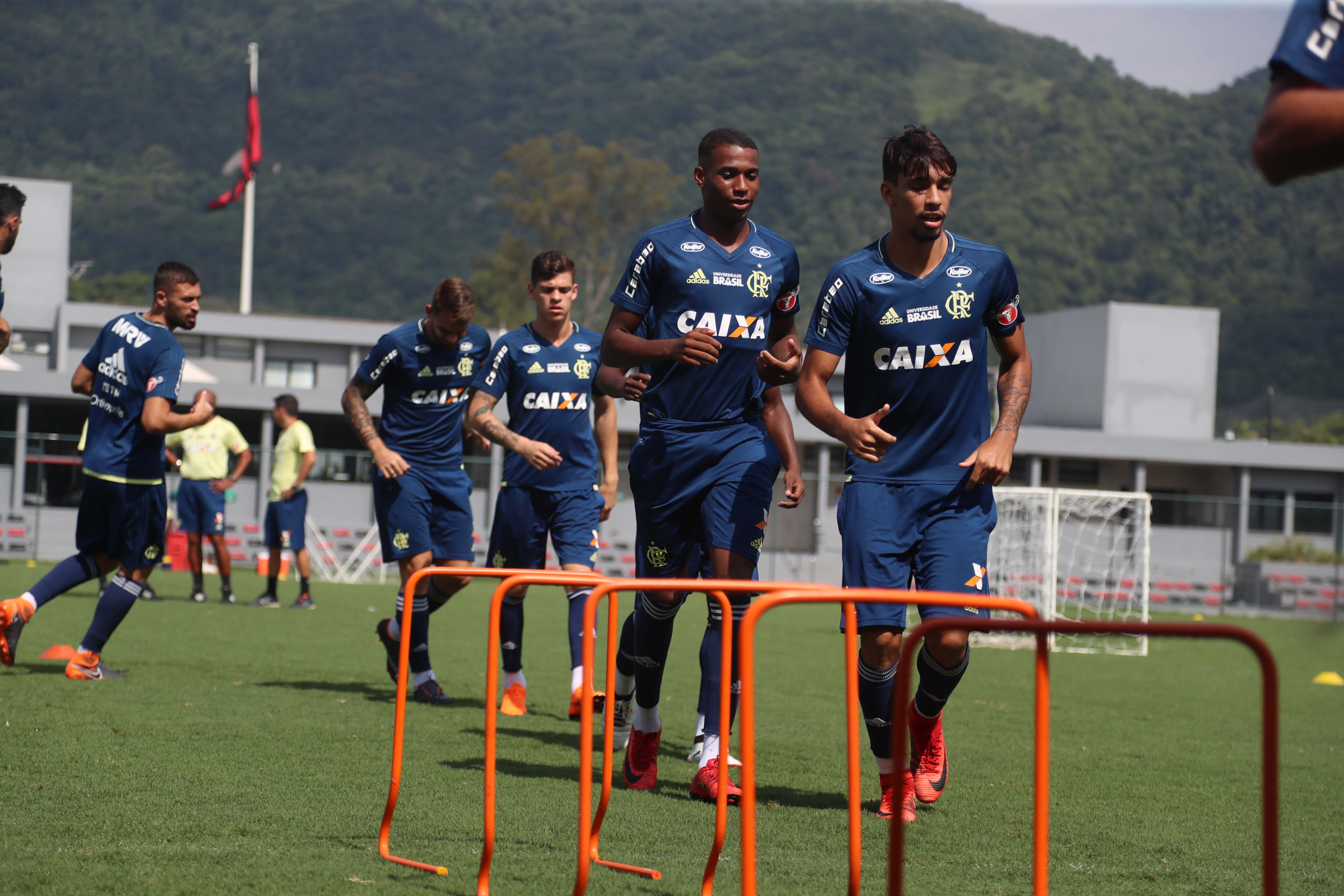 Jogadores do Flamengo no treino desta terça-feira(06). Foto/ Gilvan de Souza