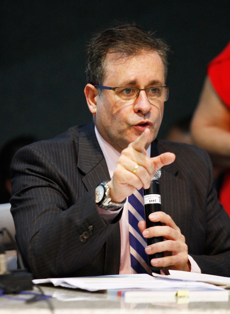 Luciano Rezende: prefeitura não abrirá mão do corredor exclusivo. Foto: Rodrigo Gavini/AT