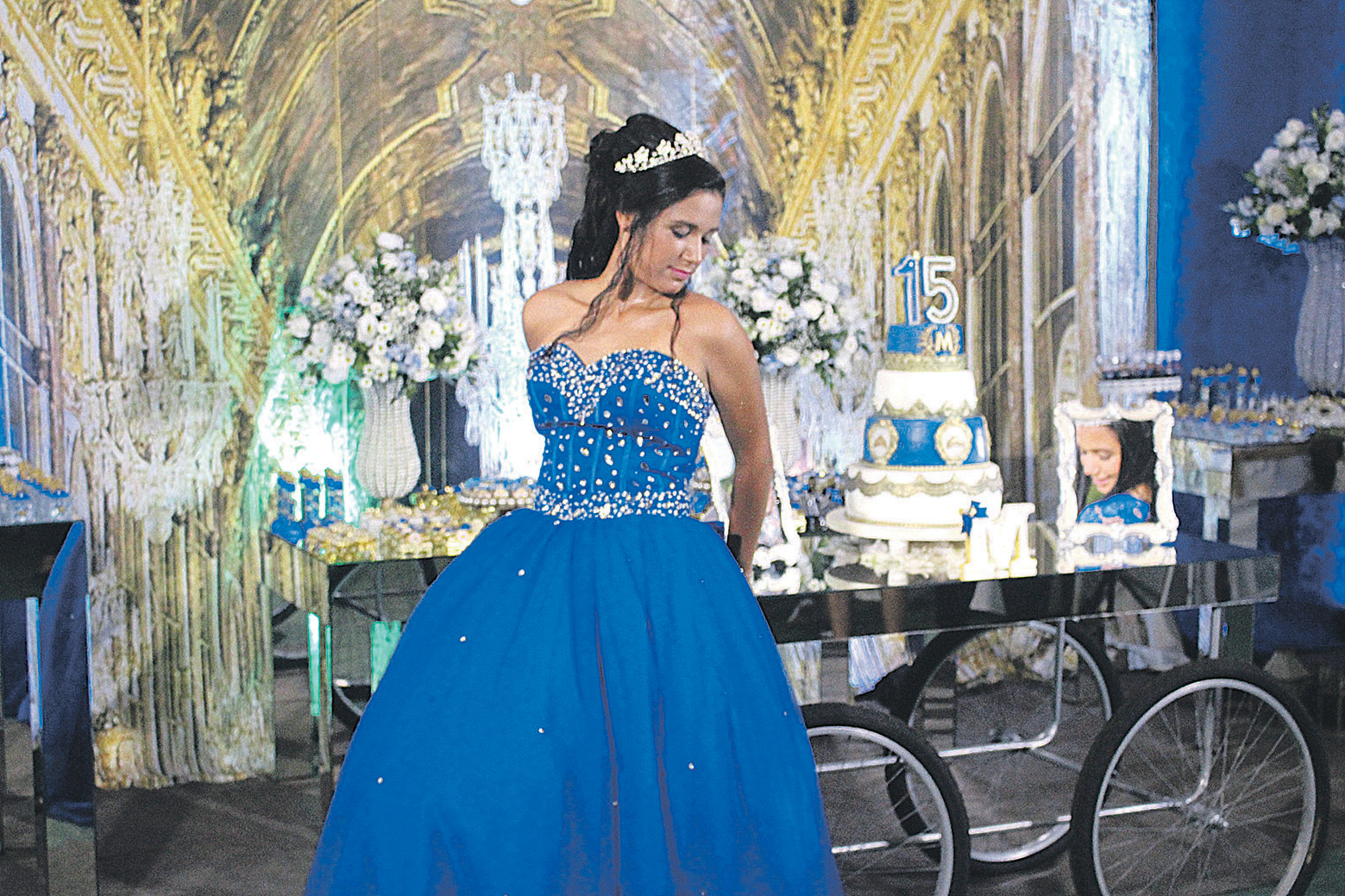 Mayane Lemos na sua festa de 15 anos: “Sentia vergonha, mas meu sonho falou mais alto e eu faria tudo de novo”. Fotos: Roberta Bourguignon