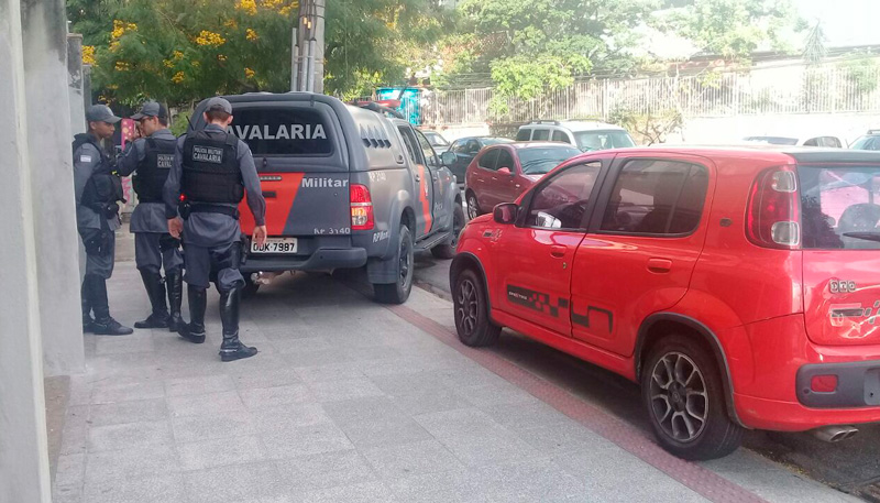 Polícia montou cerco para prender os bandidos. Foto: Jéssica Cardoso/AT