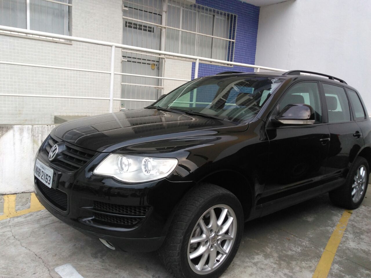 Carro comprado pelo homem com dinheiro dos cheques roubados. Foto/ Leone Oliveira