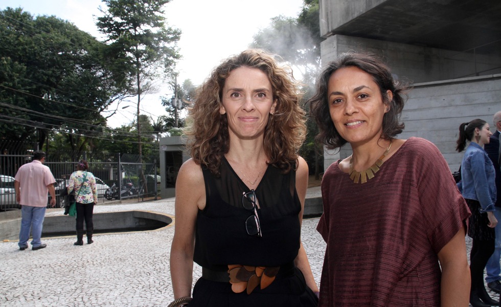 As diretoras Patrícia Rubano e Joana Mendes da Rocha, filha do arquiteto