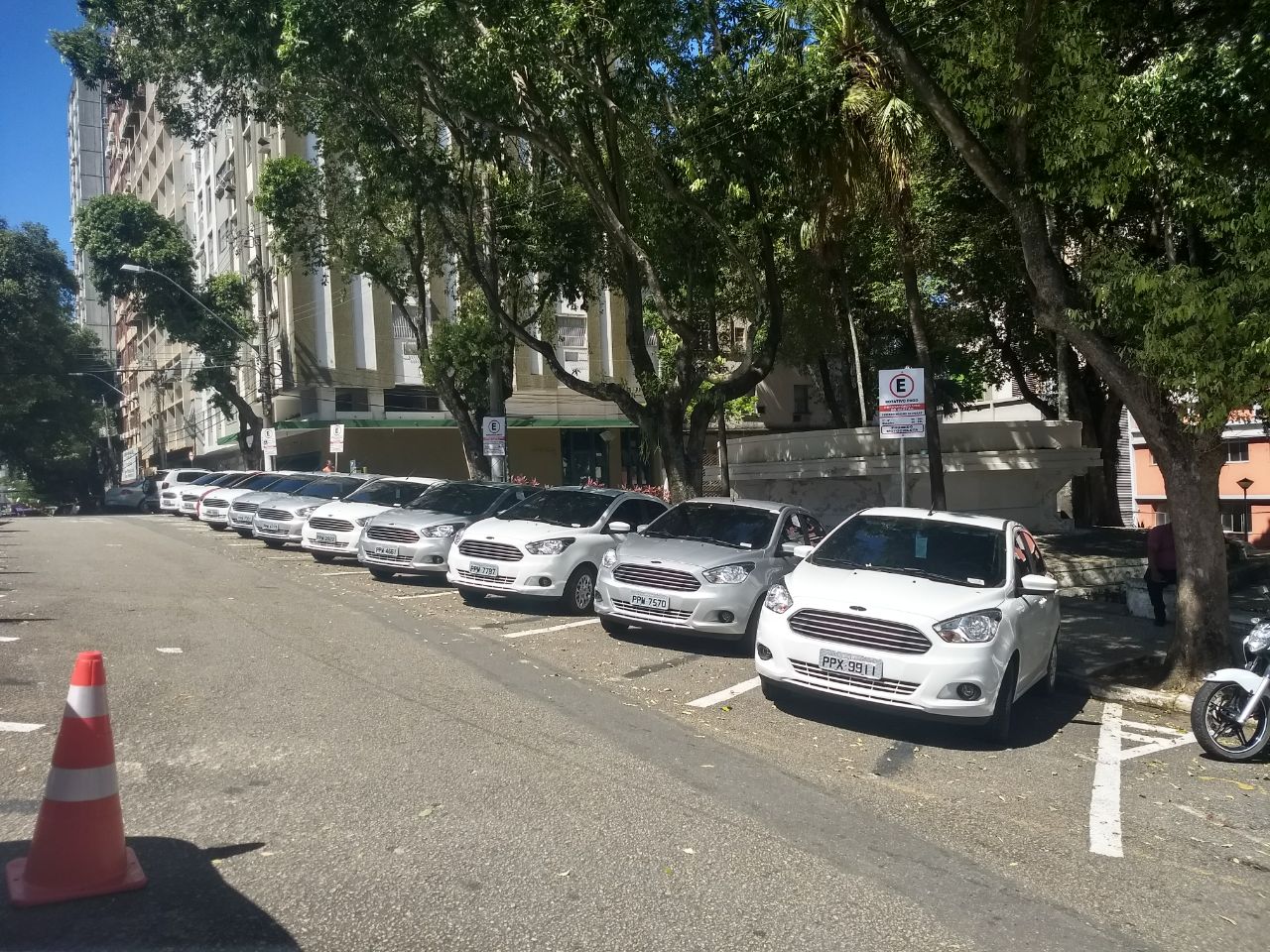 Os veículos possuem três anos de garantia de manutenção por conta do fornecedor e estão incluídas as revisões de manual. Foto: Tais de Hollanda