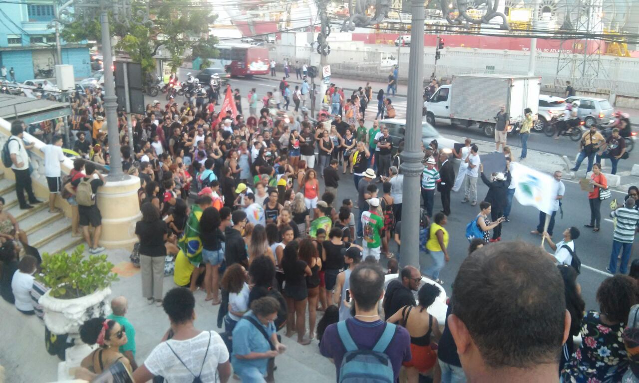 Grupo se encontra na sede do Governo em Vitória. Foto: Leone Oliveira