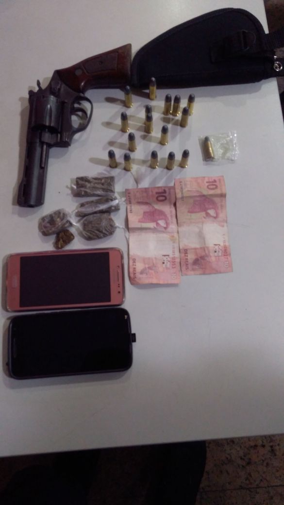 O material apreendido com o homem foi levado para delegacia. Foto: Divulgação/Sesp