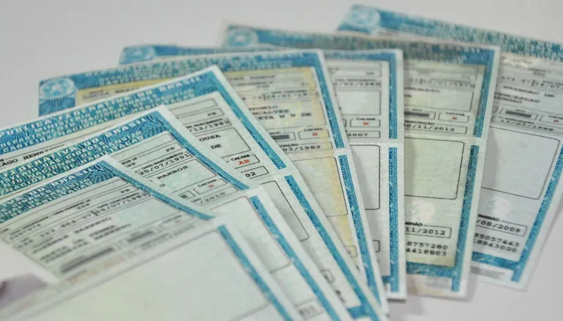 Imagem ilustrativa da imagem Sorteios de clínicas para renovar a carteira de habilitação já começaram